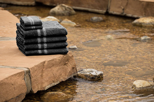 5 Do’s and Don'ts When Towel-Drying Your Hair